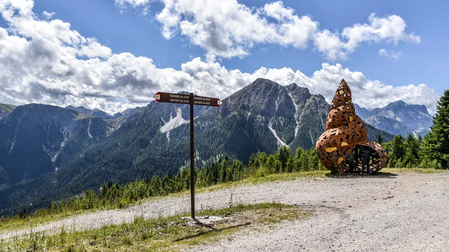 Muschel am Kronplatz — Cortenstahl